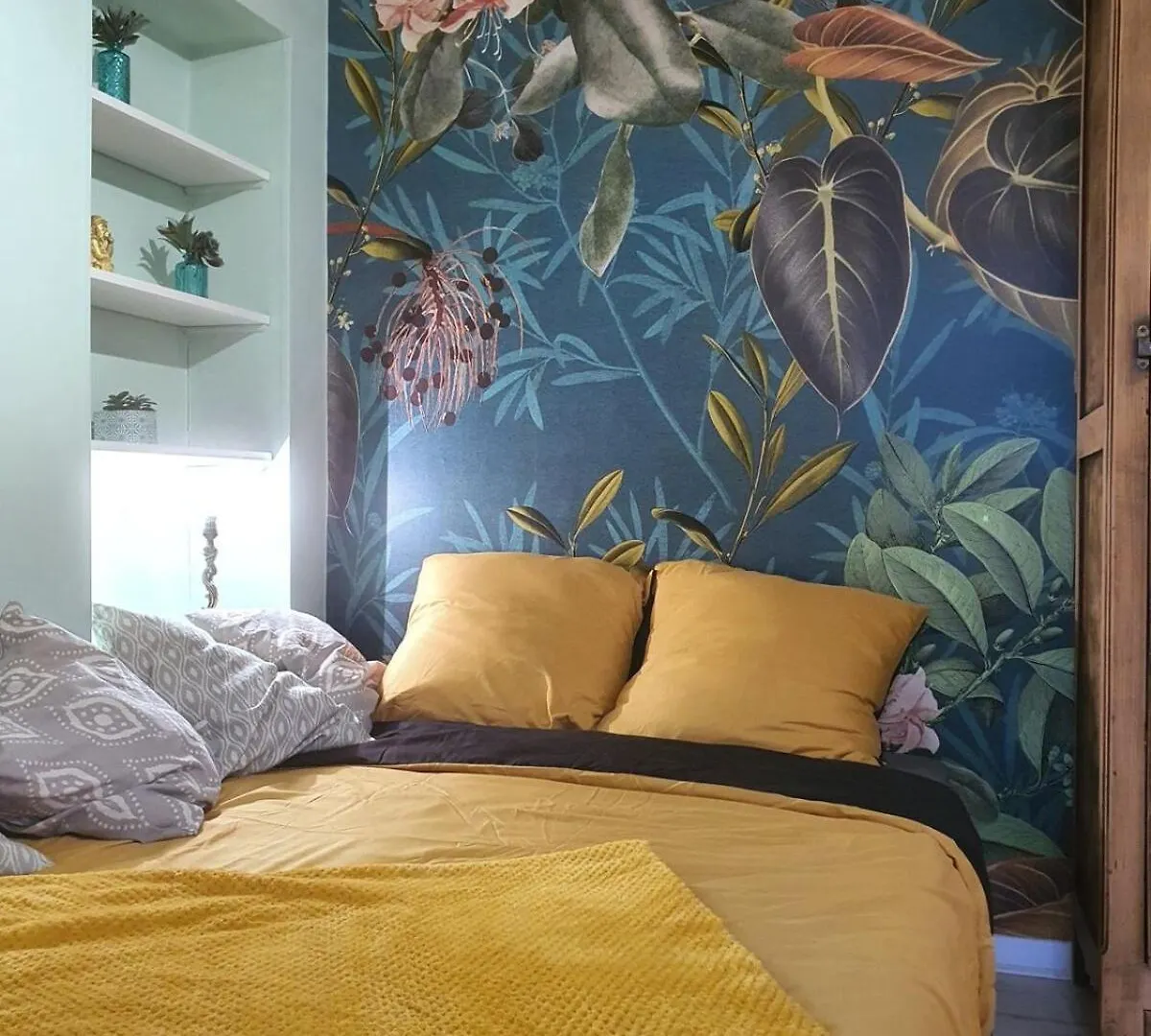 Apartment Studio In Fresnes Fresnes