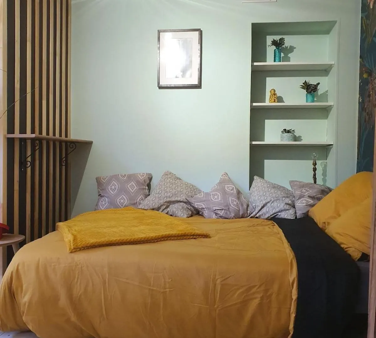 Studio In Fresnes Fresnes  France